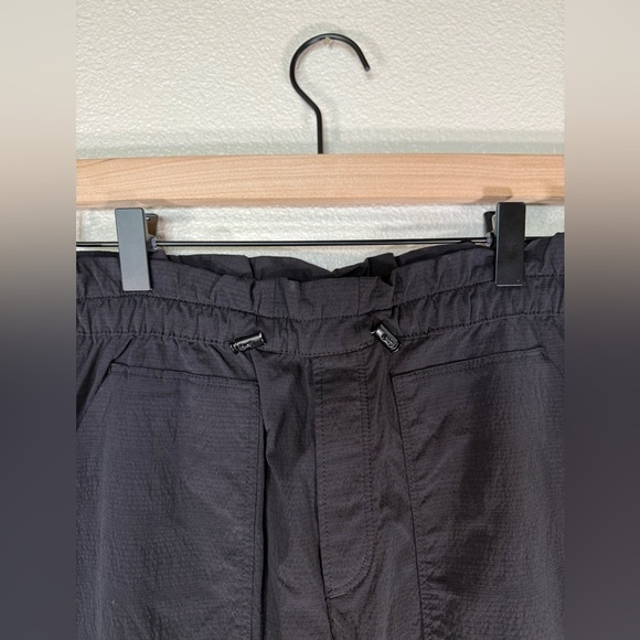 Athleta Trekkie Paper Bag Black Pant 4 - Picture 7 of 10